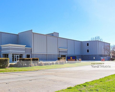 Storage Units for Rent available at 12340 Industriplex Blvd, Baton Rouge, LA 70809