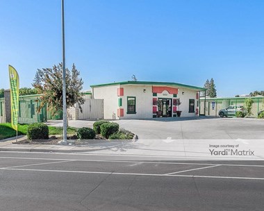 Storage Units for Rent available at 8627 Thornton Road, Stockton, CA 95209 Photo Gallery 1