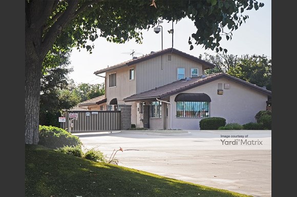 Derrel S Mini Storage 7467 North Cedar Avenue Fresno Rentcafe