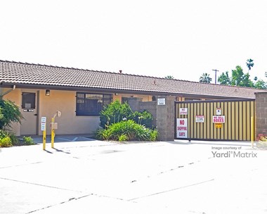 Storage Units for Rent available at 3330 East Tulare Street, Fresno, CA 93702 Photo Gallery 1