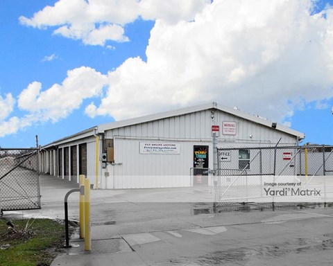 Storage Units for Rent available at 916 Genoa Road SW, Massillon, OH 44646