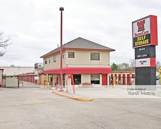 Storage Units for Rent available at 8905 South Lewis Avenue, Tulsa, OK 74137