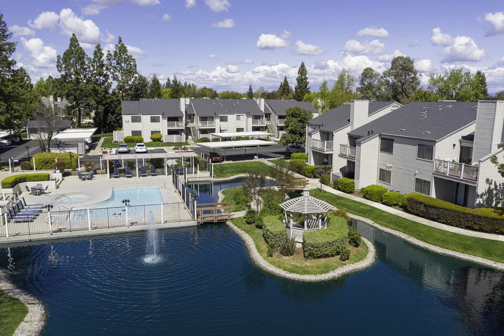 Lakeside Fountain Aerial View