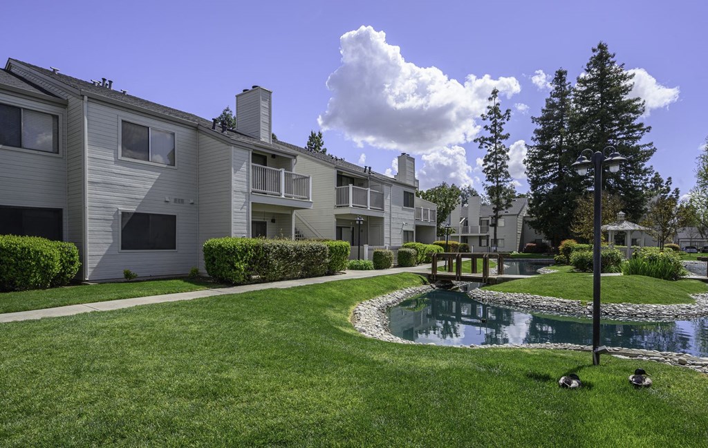 Lakeside Apartment Exterior