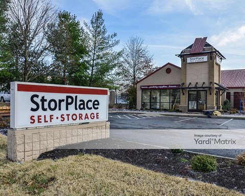 Storage Units for Rent available at 1138 Murfreesboro Road, Franklin, TN 37064
