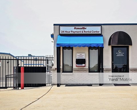 Storage Units for Rent available at 317 Distribution Drive, Madison, MS 39110