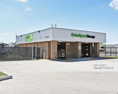 Storage Units for Rent available at 2555 North Hollywood Street, Memphis, TN 38127