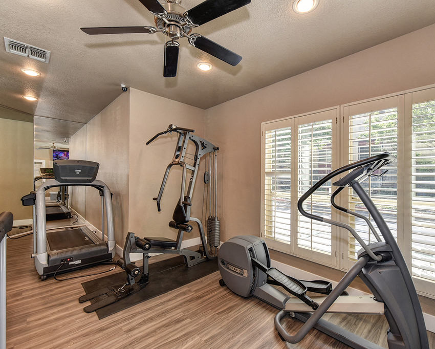Gym l Apartments in Citrus Heights, CA - Foxborough Apartment Homes Fitness Center