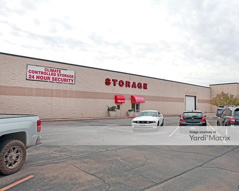 Storage Units for Rent available at 2208 West Hefner Road, Oklahoma City, OK 73120