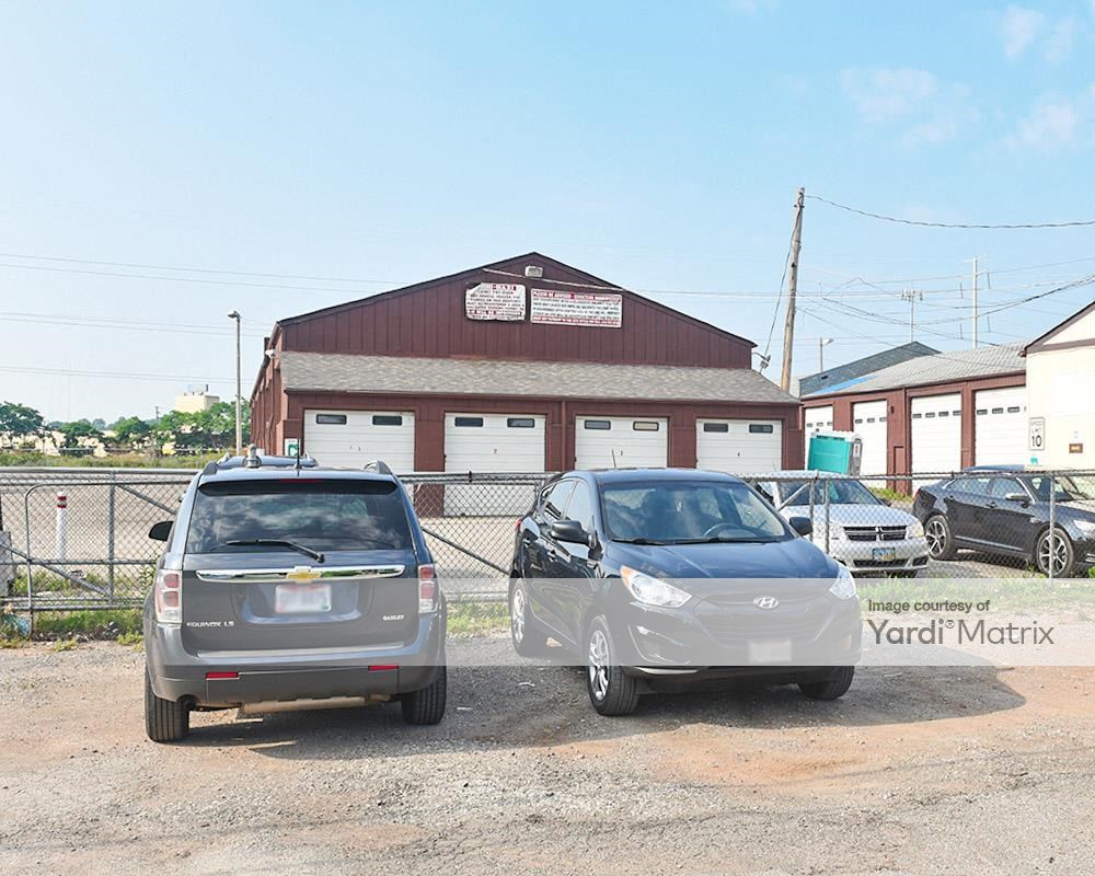 Bedford Heights Oh Self Storage Near 22800 Miles Road 1 844 726 4531 I Public Storage