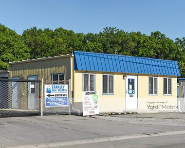 Storage Units for Rent available at 3542 Colorado Avenue, Sheffield Village, OH 44054 Photo Gallery 1
