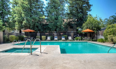 Pool and Spa | Walnut Woods Apartments