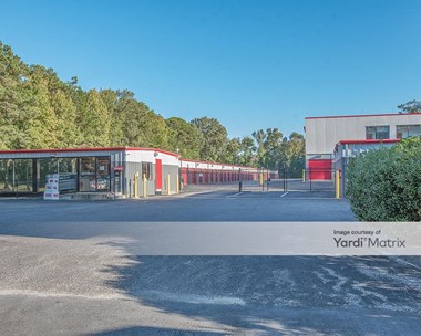 Storage Units for Rent available at 3180 Marginal Road, Charleston, SC 29414 - Photo Gallery 1