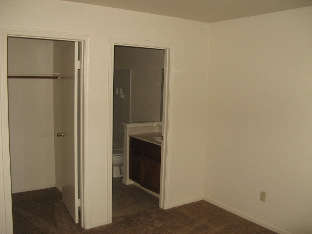 Lakeshore Gardens Apartments 1905 Carmel Circle Lodi Ca Rentcafe