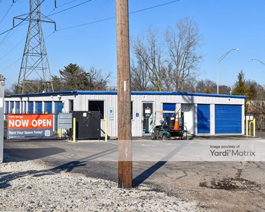 Storage Units for Rent available at 810 East Cooke Road, Columbus, OH 43214 Photo Gallery 1