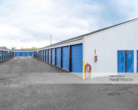 Storage Units for Rent available at 141 SW Queen Avenue, Albany, OR 97322