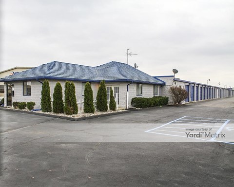 Storage Units for Rent available at 6550 Metro Pkwy, Sterling Heights, MI 48312
