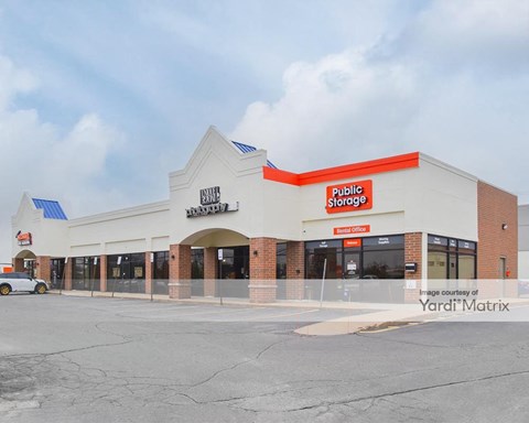 Storage Units for Rent available at 6123 Highland Road, Waterford, MI 48327