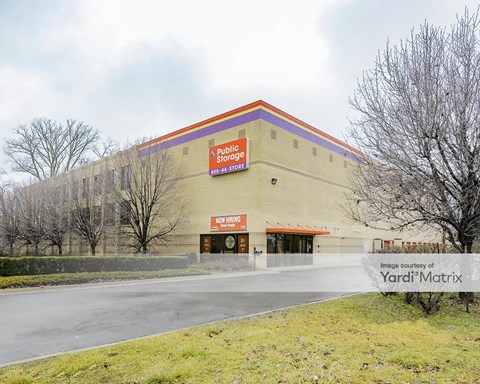 Storage Units for Rent available at 24200 Telegraph Road, Southfield, MI 48033
