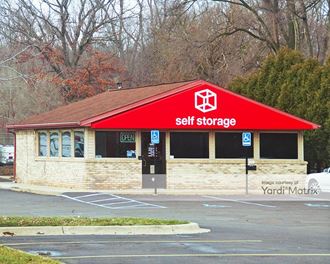 Storage Units for Rent available at 25440 Pennsylvania Road, Taylor, MI 48180