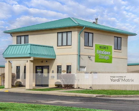 Storage Units for Rent available at 6460 East Broad Street, Columbus, OH 43213
