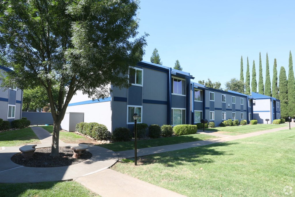 Building exterior - Side view | Forest Park in Chico, Ca