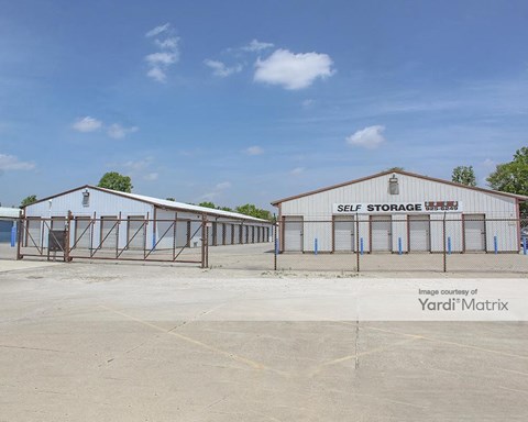 Storage Units for Rent available at 544 West North Street, Auburn, IN 46706