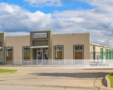 Storage Units for Rent available at 301 Club Villa Court, Kathleen, GA 31047