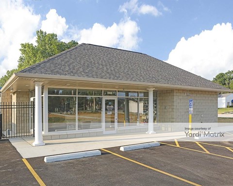 Storage Units for Rent available at 5960 East Livingston Avenue, Columbus, OH 43232