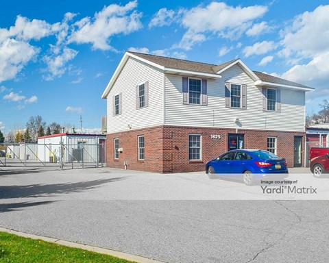 Storage Units for Rent available at 1425 Gezon Pkwy SW, Wyoming, MI 49509