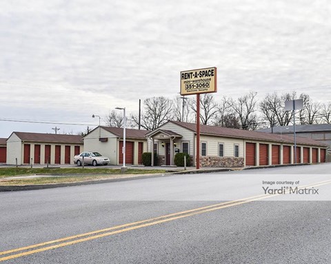 Storage Units for Rent available at 126 East Vine, Radcliff, KY 40160