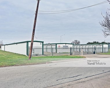 Storage Units for Rent available at 1215 Baylor Avenue, Waco, TX 76706 Photo Gallery 1