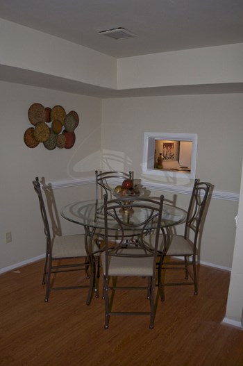 801 Holly Springs Ave 1-3 Beds Apartment, Townhouse, Affordable for Rent - Photo Gallery 14