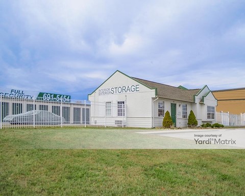 Storage Units for Rent available at 125 Sherlake Lane, Knoxville, TN 37922