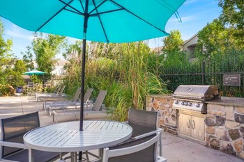 8001 E 11th Avenue 1-3 Beds Apartment for Rent - Photo Gallery 6