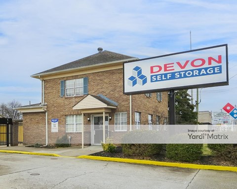 Storage Units for Rent available at 5215 Dixie Hwy, Louisville, KY 40216