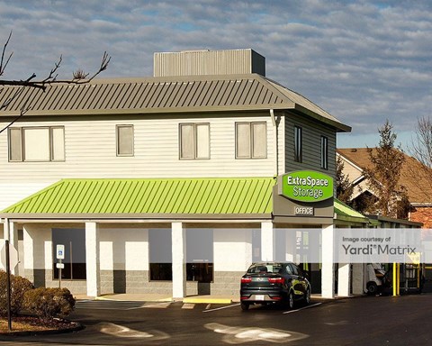 Storage Units for Rent available at 4605 Wattbourne Lane, Louisville, KY 40299