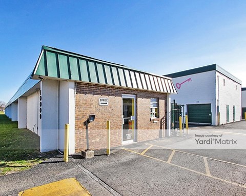 Storage Units for Rent available at 10000 Bluegrass Pkwy, Louisville, KY 40299