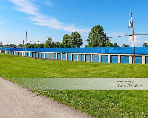 Storage Units for Rent available at 2225 East 10Th Street, Jeffersonville, IN 47130