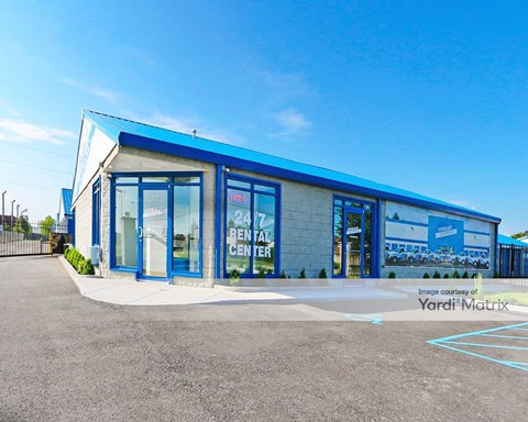 Storage Units for Rent available at 910 Woodstock Drive, Clarksville, IN 47129