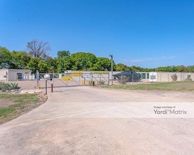 Storage Units for Rent available at 3403 South University Parks Drive, Waco, TX 76706 Photo Gallery 1