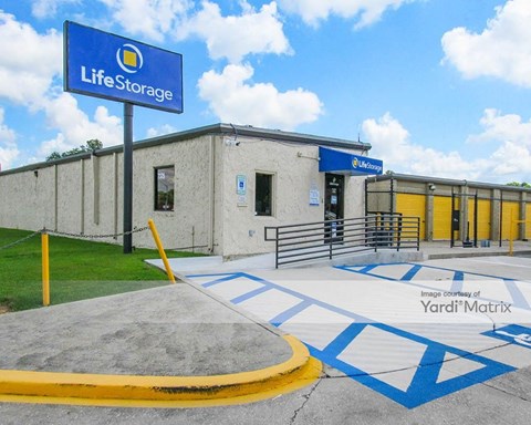 Storage Units for Rent available at 7375 Airline Hwy, Baton Rouge, LA 70805