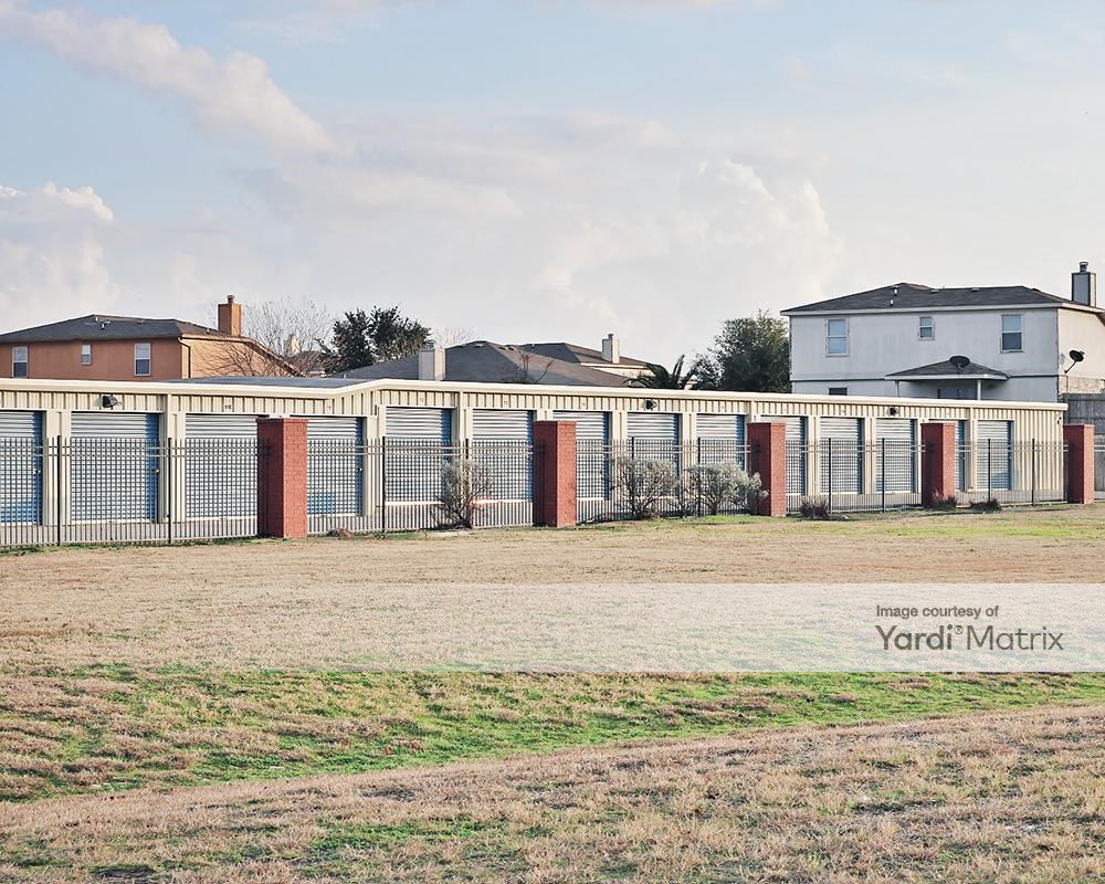 Big Red Barn Self Storage 2206 Windfield Drive Killeen Rentcafe