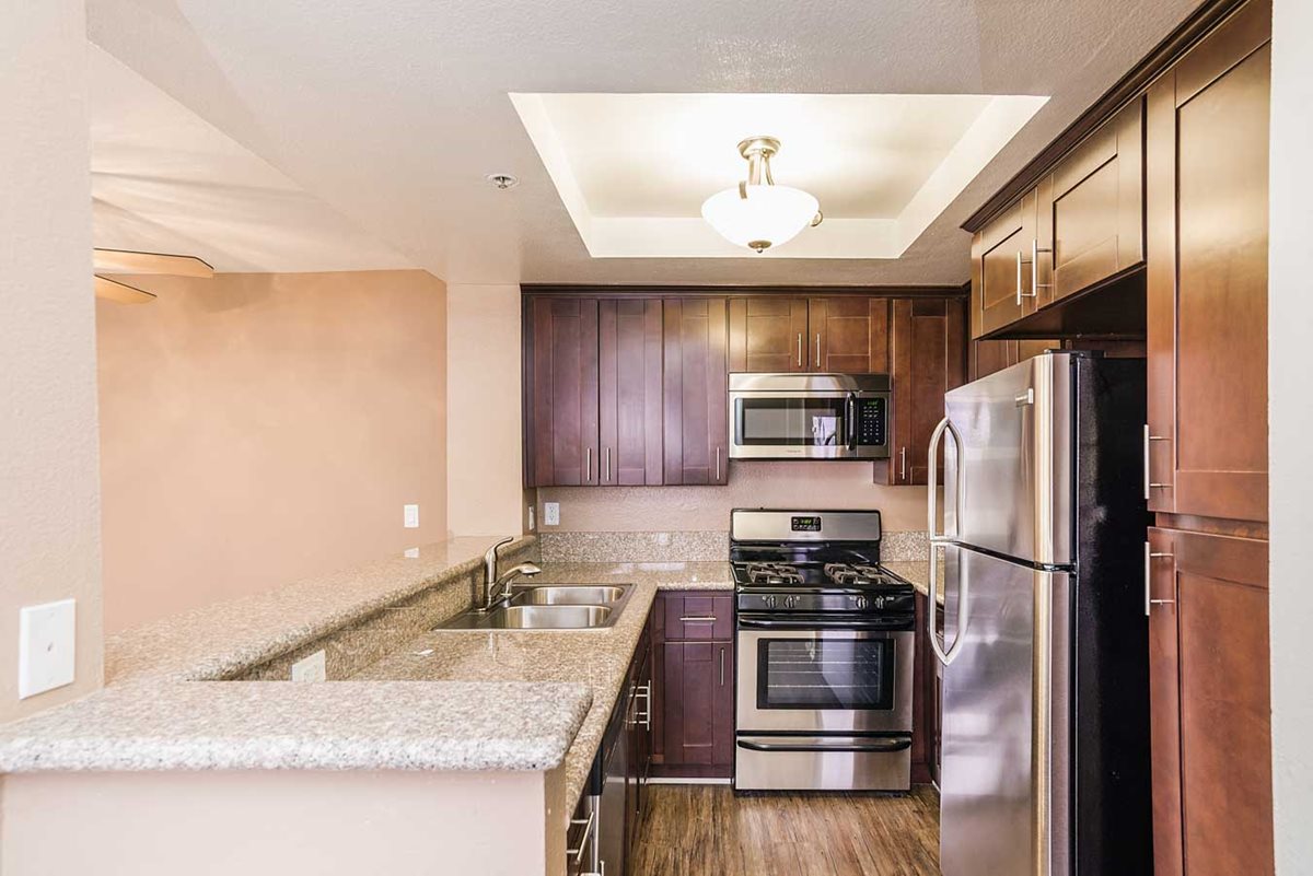Marlon Manor  Apartments