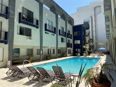 Best 1 Bedroom Apartments in Los Angeles, CA: from $1,568 | RENTCafé