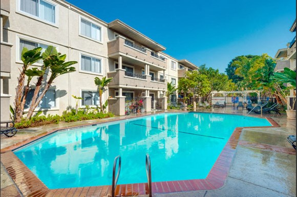 Playa Pacifica Apartments, 7600 Manchester Ave, Playa Del Rey, CA