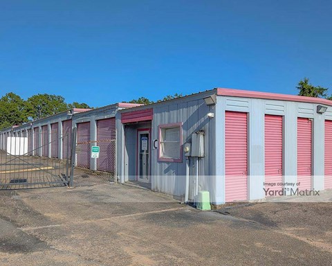 Storage Units for Rent available at 2610 Schillinger Road, Mobile, AL 36695