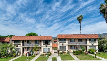 13200 Bromont Ave 1 Bed Apartment for Rent - Photo Gallery 3