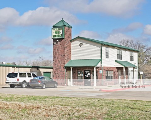 Storage Units for Rent available at 10863 East 41St Street, Tulsa, OK 74146