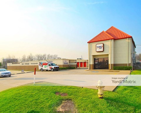 Storage Units for Rent available at 7715 East Easton Street, Tulsa, OK 74115